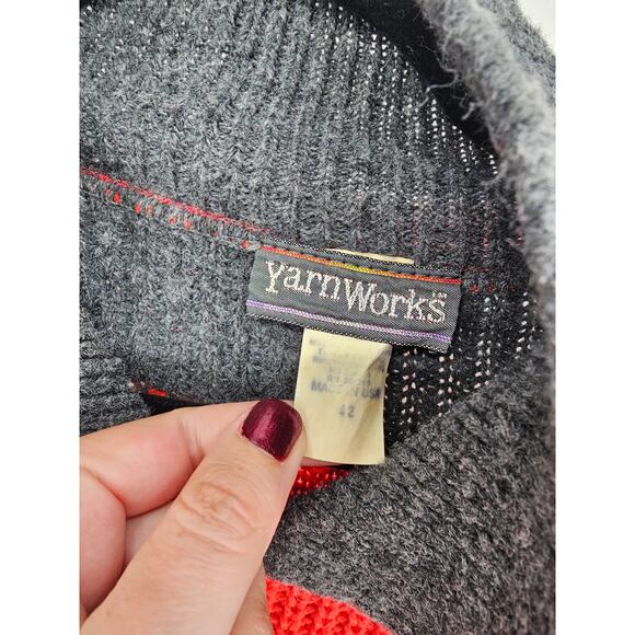 Yarn Works Mens Sz 42 (L) Polo Sweater Gray Red Striped Knit 1970s - Picture 3 of 4